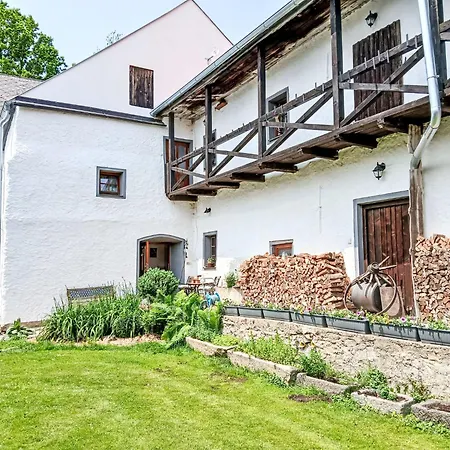 Hurka By Interhome Horní Planá